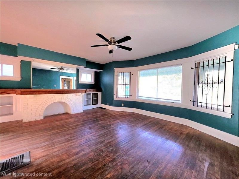 9112 Parmelee Avenue, Cleveland, OH 44108 Photo 18