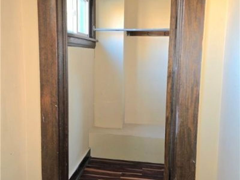 9112 Parmelee Avenue, Cleveland, OH 44108 Photo 22