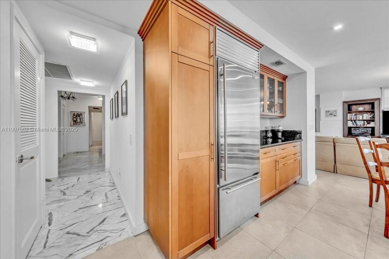 9801 Collins Ave, Unit 14Y, Bal Harbour, FL 33154 Photo