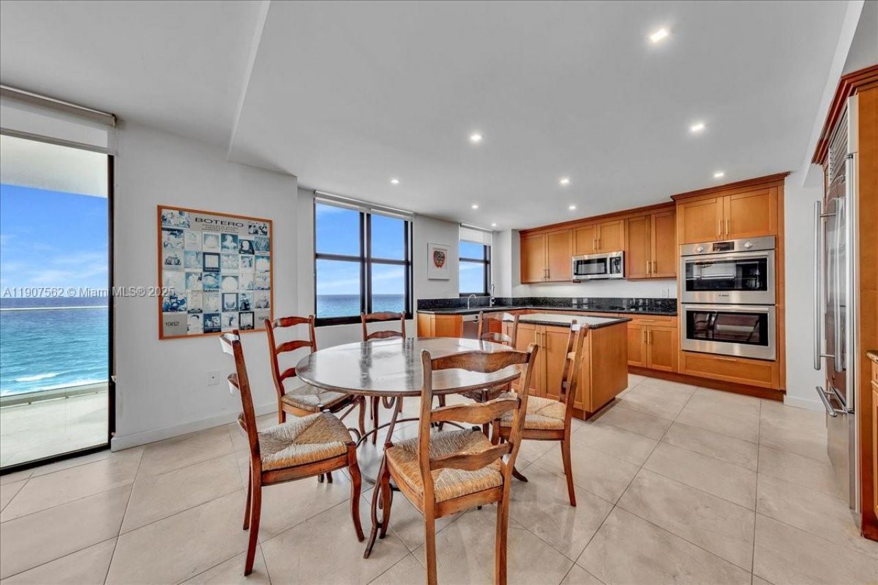 9801 Collins Ave, Unit 14Y, Bal Harbour, FL 33154 Photo