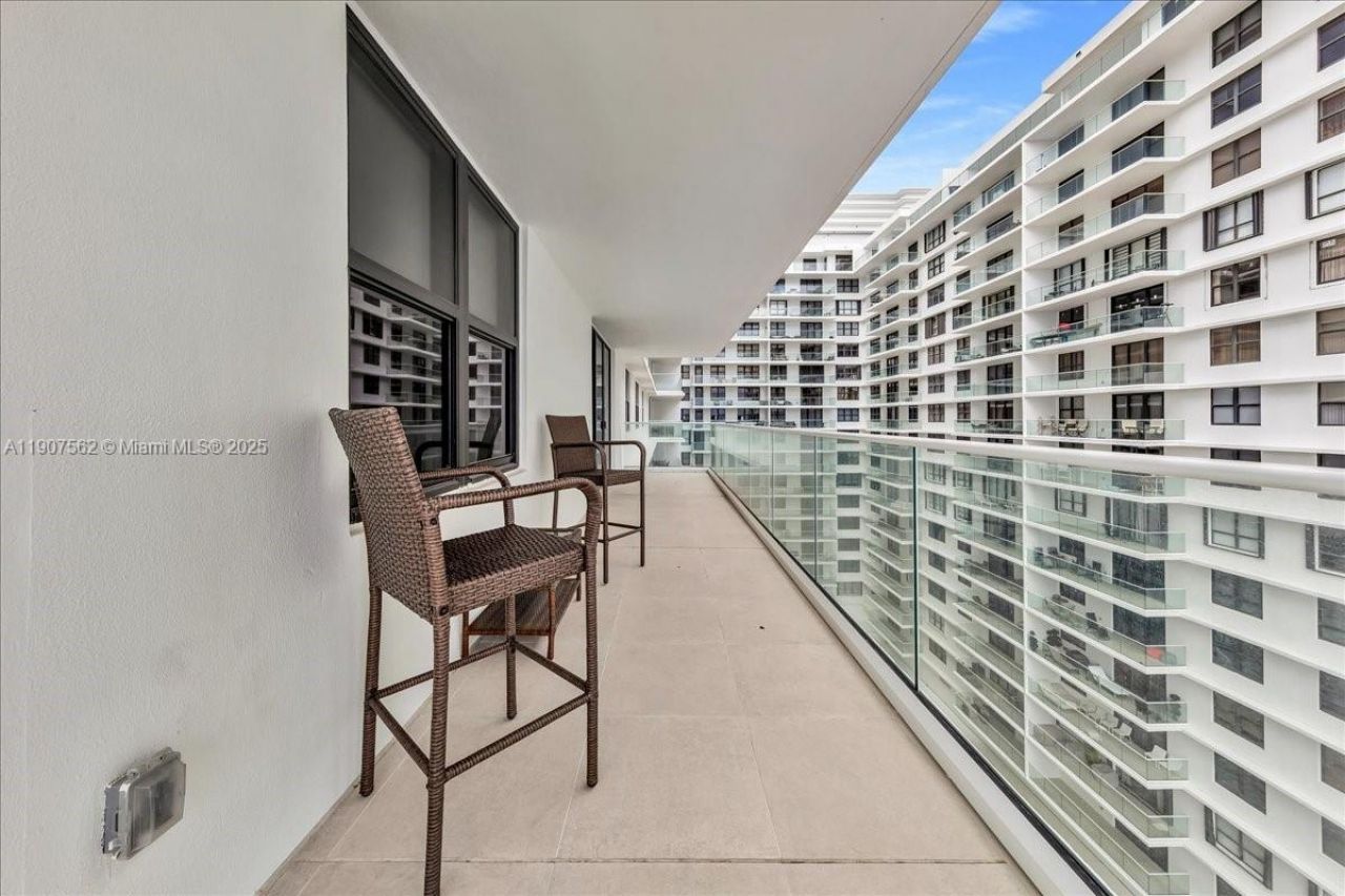 9801 Collins Ave, Unit 14Y, Bal Harbour, FL 33154 Photo