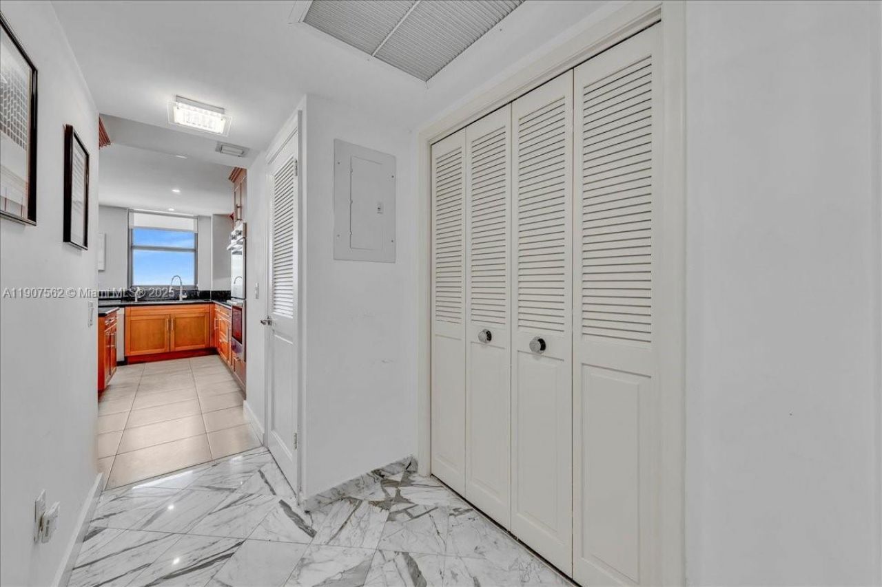 9801 Collins Ave, Unit 14Y, Bal Harbour, FL 33154 Photo