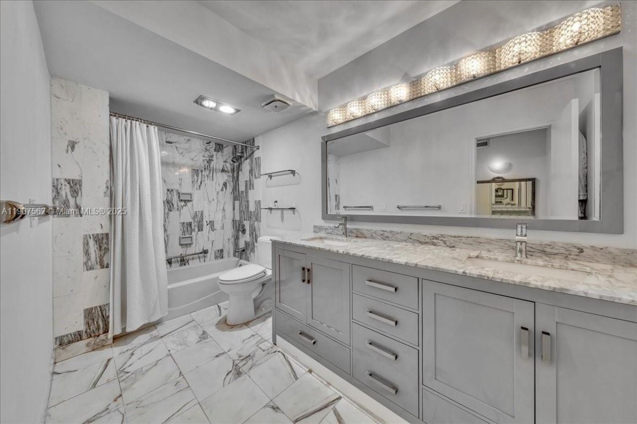 9801 Collins Ave, Unit 14Y, Bal Harbour, FL 33154 Photo