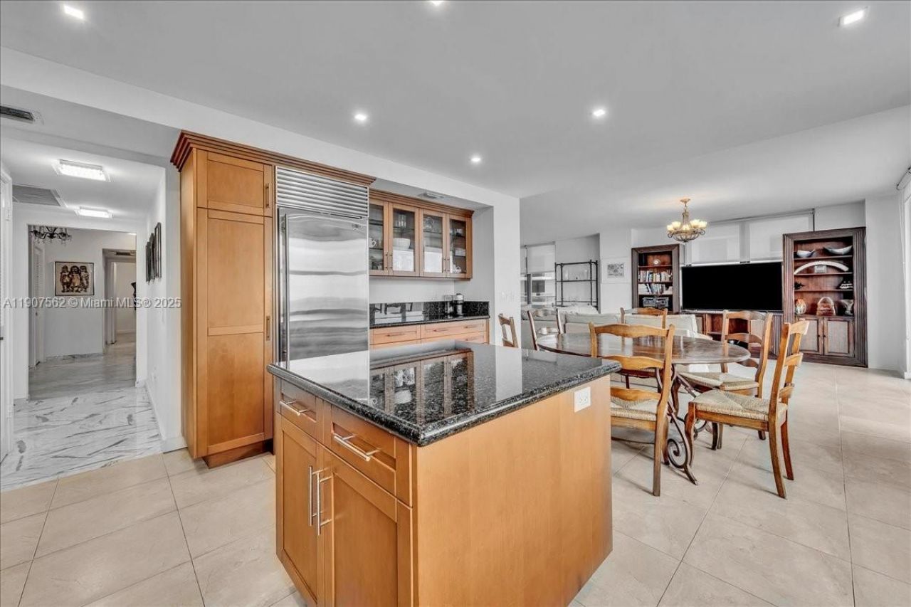 9801 Collins Ave, Unit 14Y, Bal Harbour, FL 33154 Photo