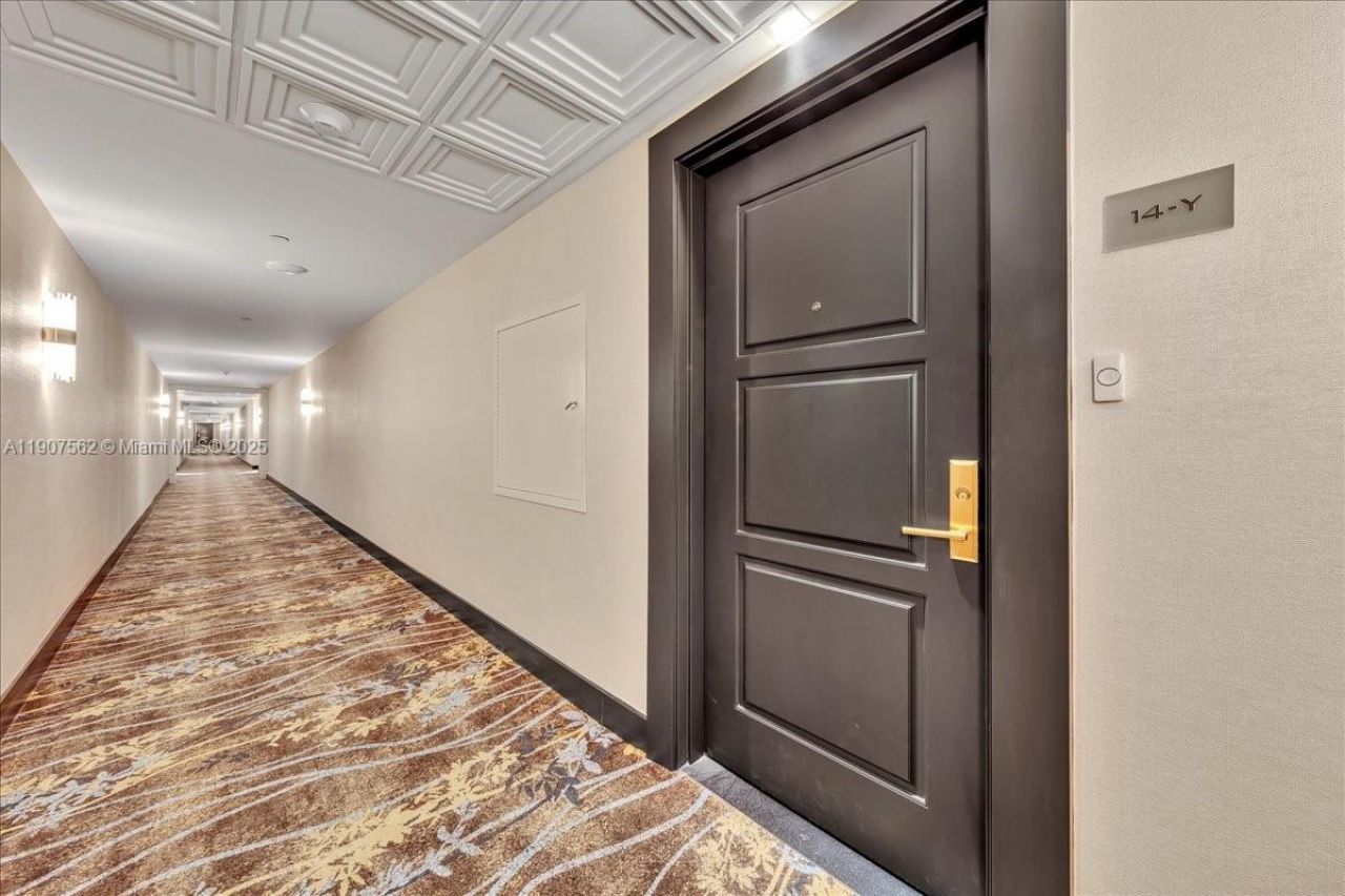 9801 Collins Ave, Unit 14Y, Bal Harbour, FL 33154 Photo