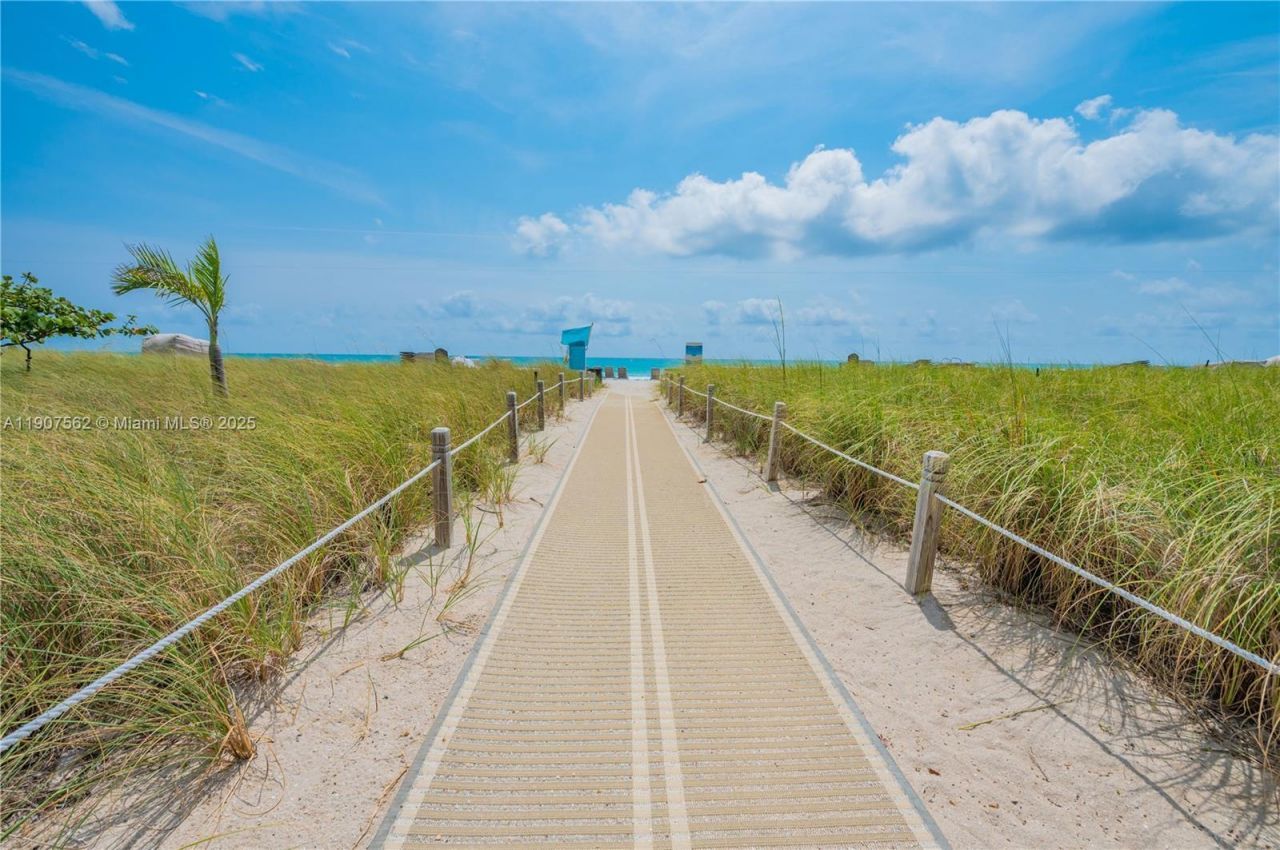 9801 Collins Ave, Unit 14Y, Bal Harbour, FL 33154 Photo