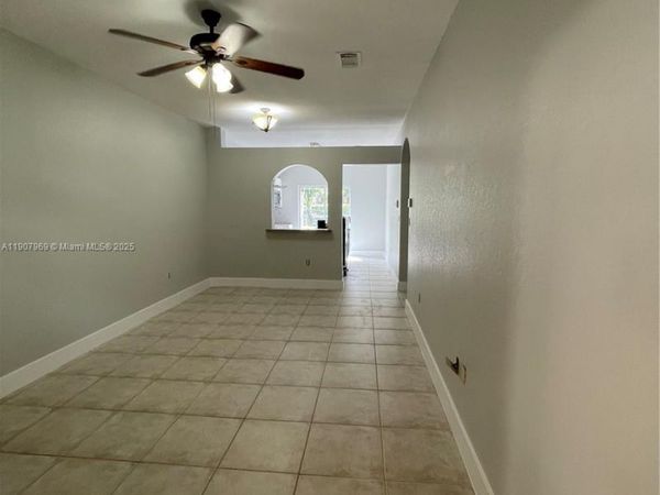 Unit 103-1, Hialeah, FL 33015