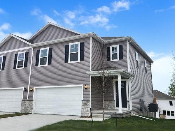 4775 172nd Street, Urbandale, IA 50323