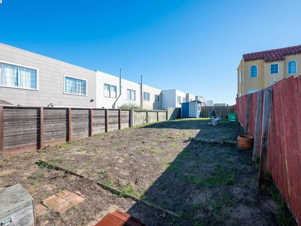 3327 Quintara St, San Francisco, CA 94116