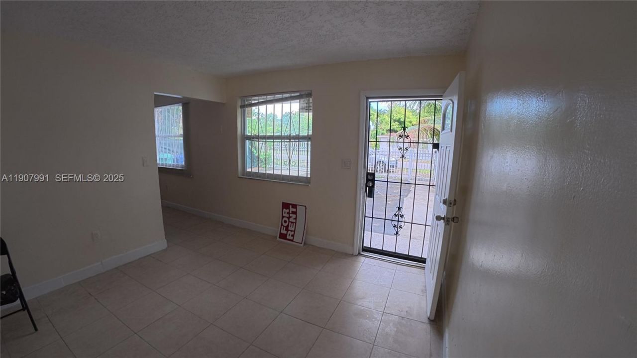 15812 NW 39th Ct, Unit 15812, Miami Gardens, FL 33054 Photo