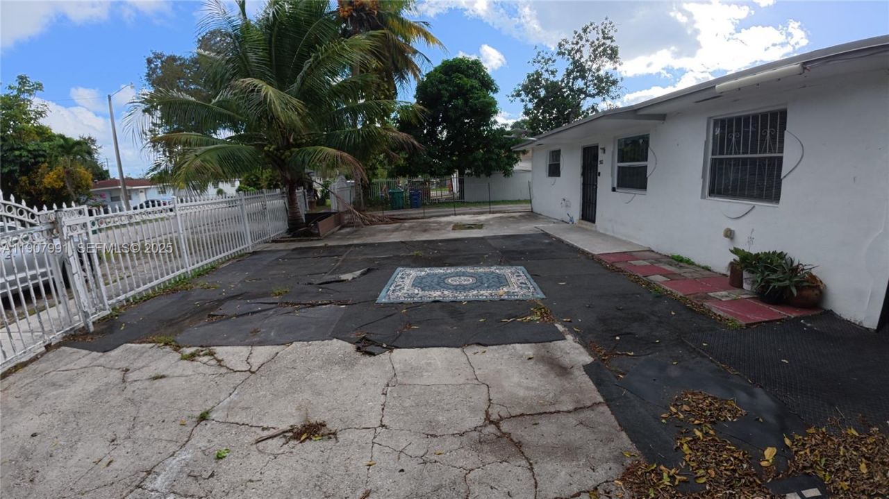 15812 NW 39th Ct, Unit 15812, Miami Gardens, FL 33054 Photo