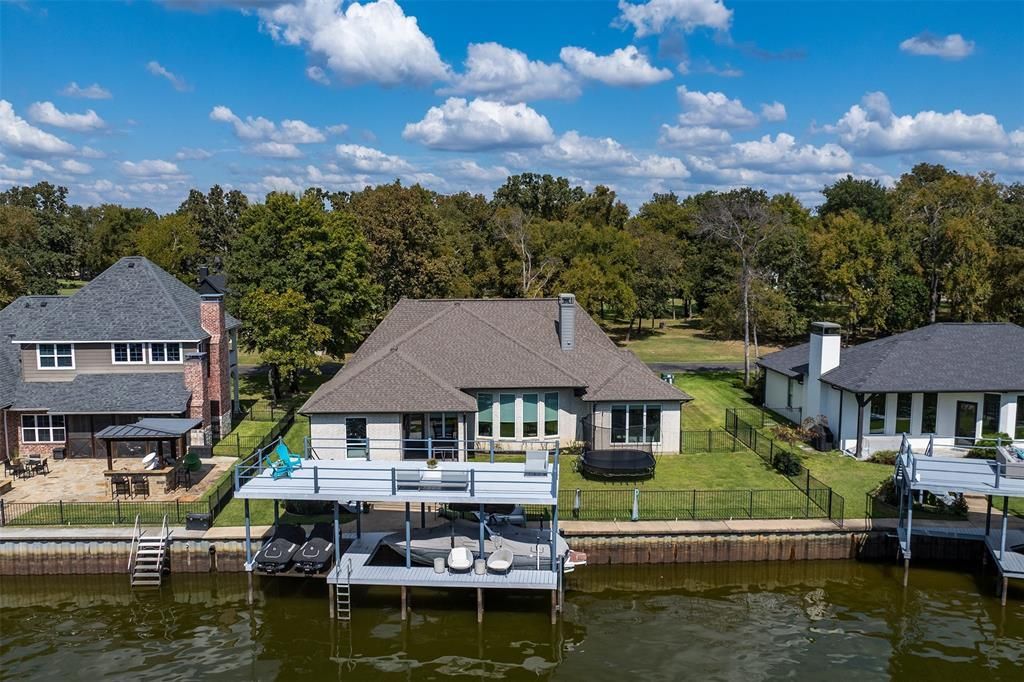 250 E St Andrews Drive, Mabank, TX 75156 Main Photo