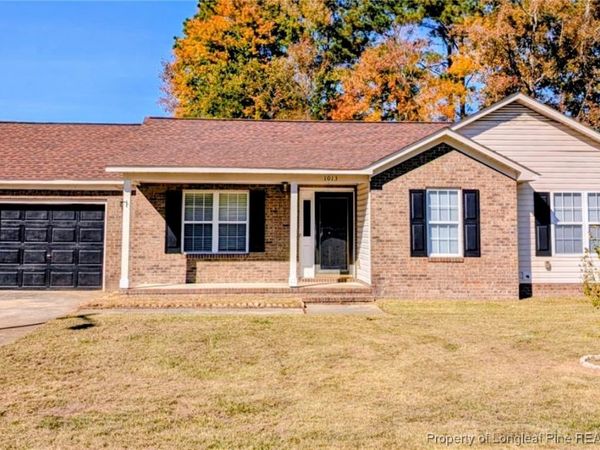 1013 Whiskerlake Drive, Fayetteville, NC 28312