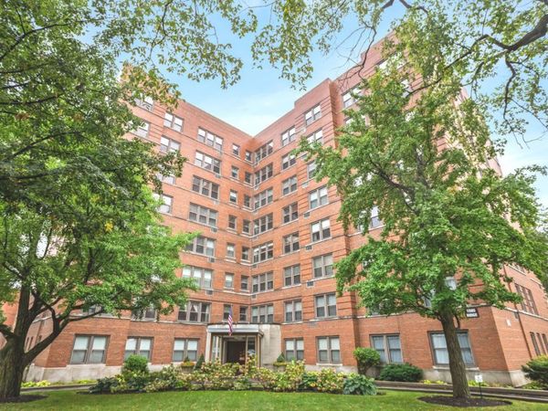 1585 Ridge Avenue, Unit 608, Evanston, IL 60201