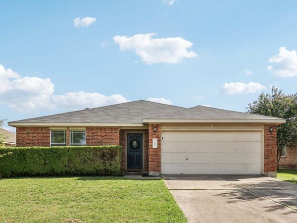 202 Waterlily WAY, Hutto, TX 78634