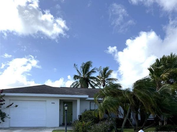 590 NE Lima Vias, Jensen Beach, FL 34957