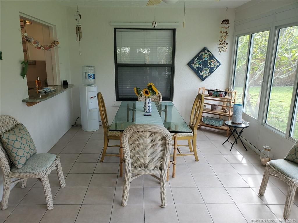 590 NE Lima Vias, Jensen Beach, FL 34957 Photo