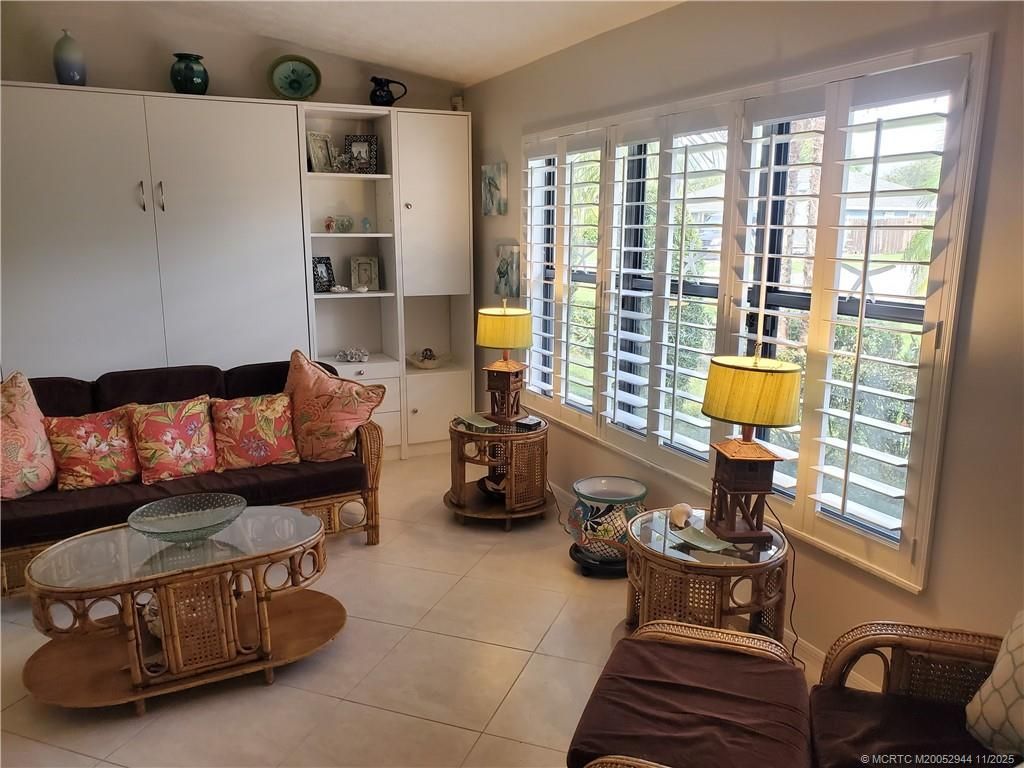 590 NE Lima Vias, Jensen Beach, FL 34957 Photo