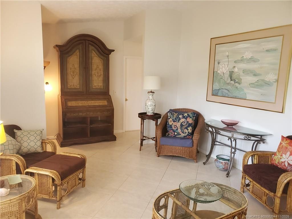 590 NE Lima Vias, Jensen Beach, FL 34957 Photo