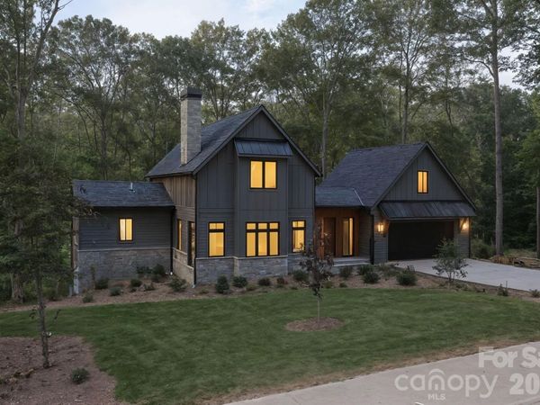 25 Ted Linn Drive, Fairview, NC 28730