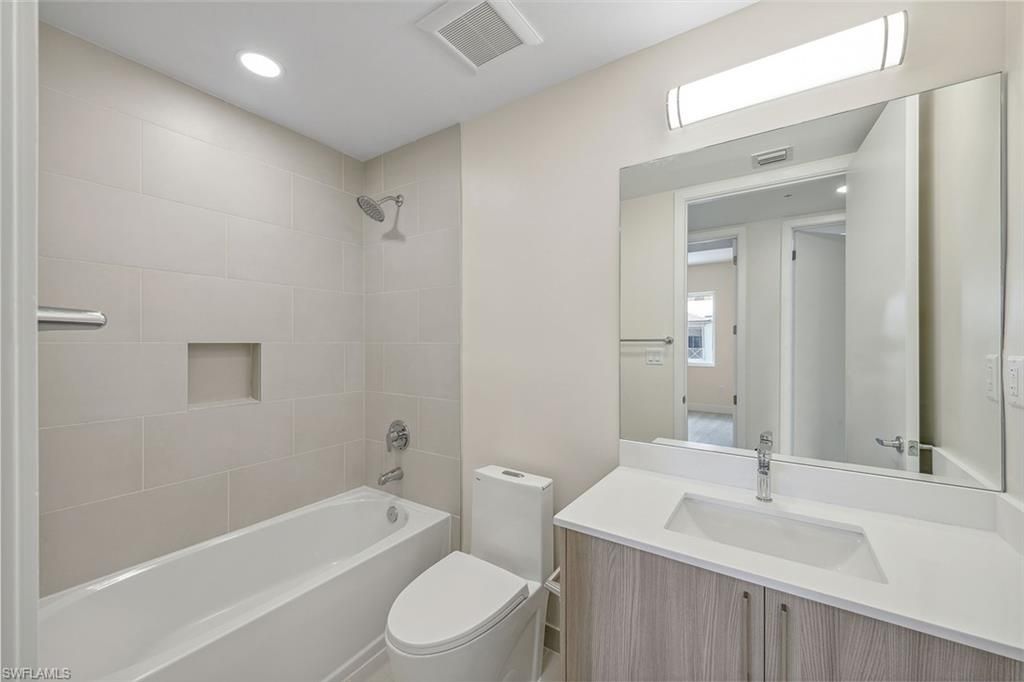 26589 Rosewood Pointe Dr, Unit 306, Bonita Springs, FL 34135 Photo