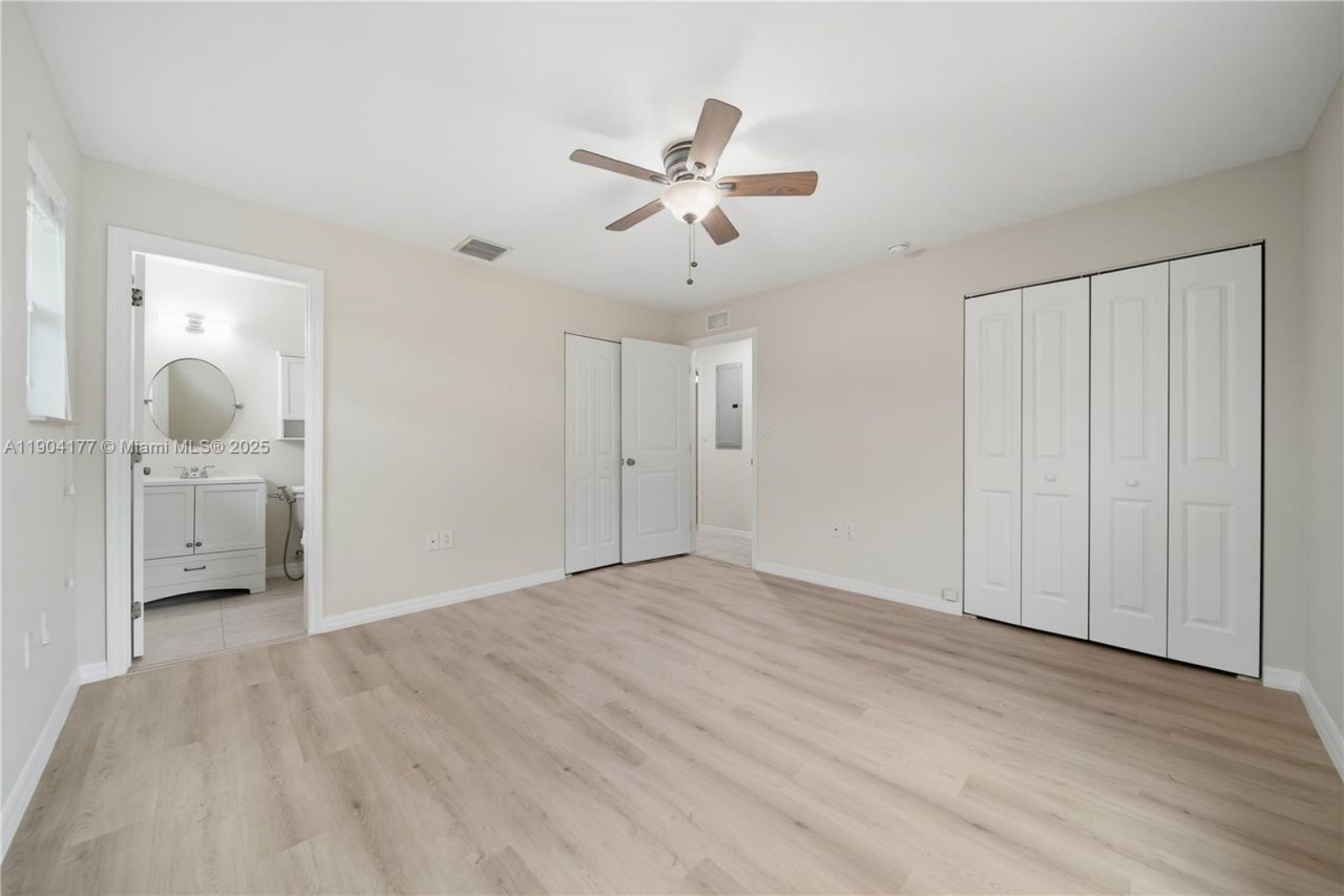 1021 Valencia Rd, Key Largo, FL 33037 Photo