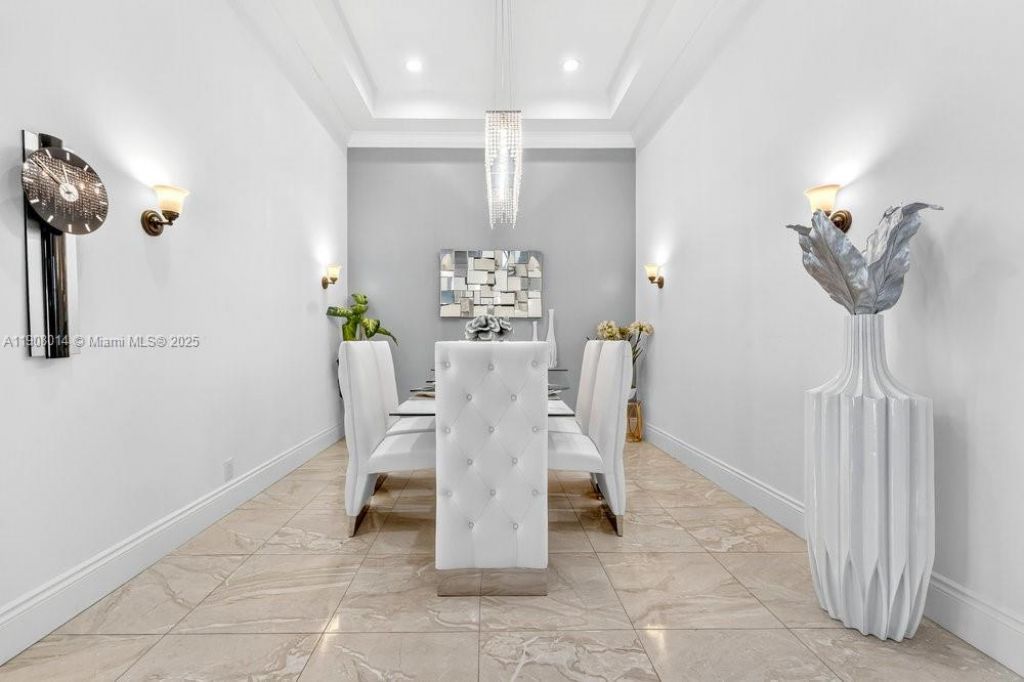 6313 Paradise Cv, West Palm Beach, FL 33411 Photo