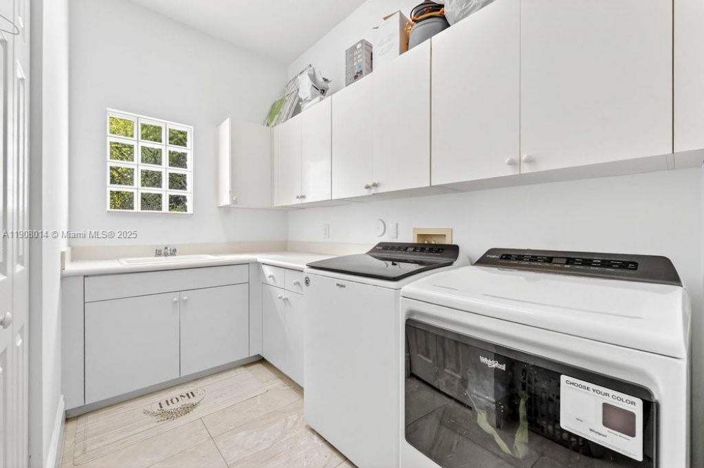 6313 Paradise Cv, West Palm Beach, FL 33411 Photo