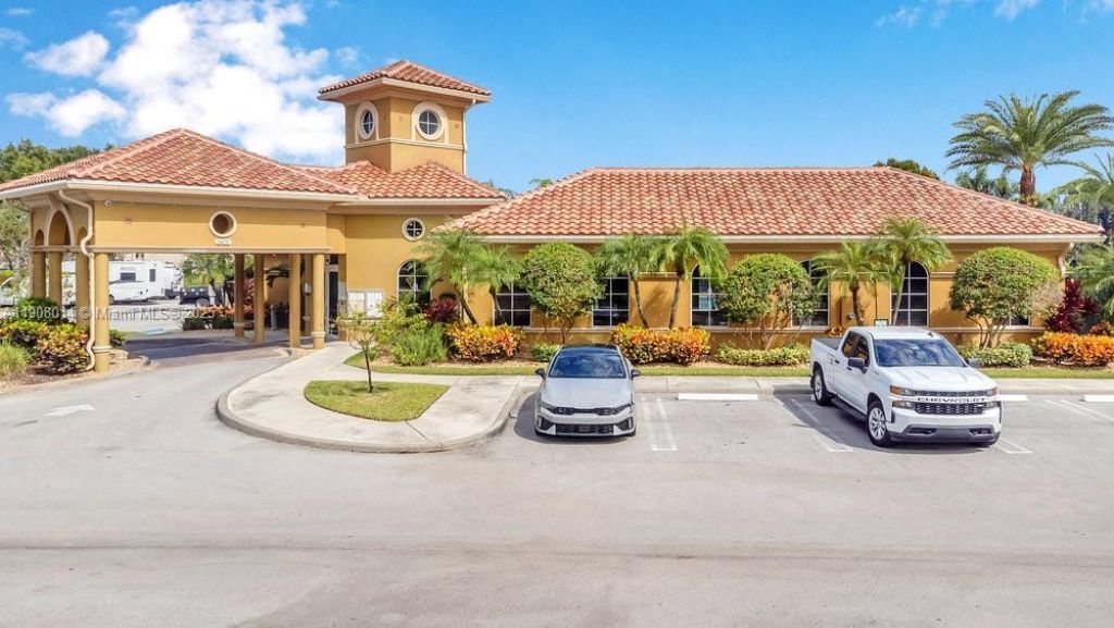 6313 Paradise Cv, West Palm Beach, FL 33411 Photo