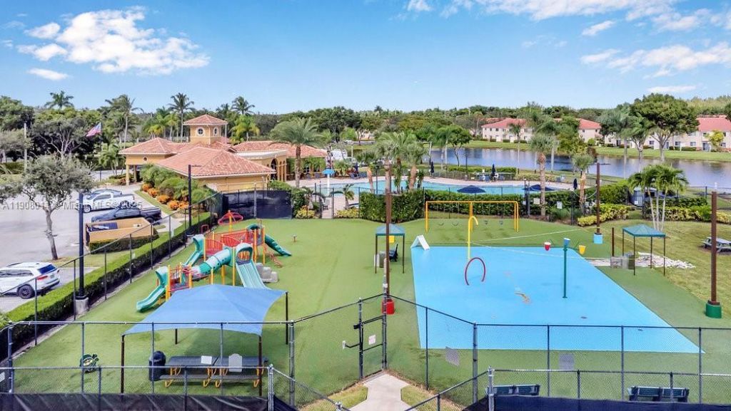 6313 Paradise Cv, West Palm Beach, FL 33411 Photo