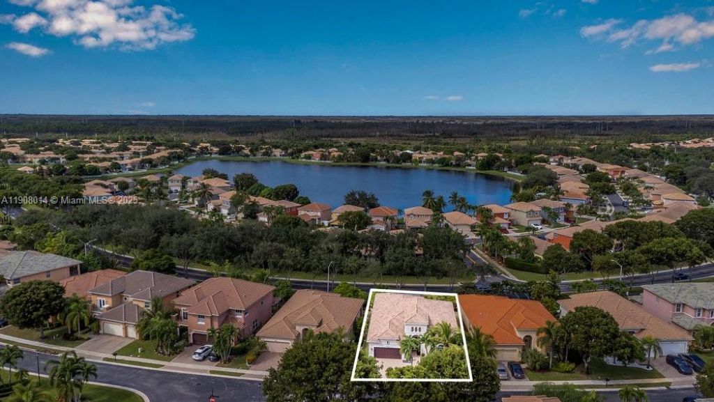 6313 Paradise Cv, West Palm Beach, FL 33411 Photo