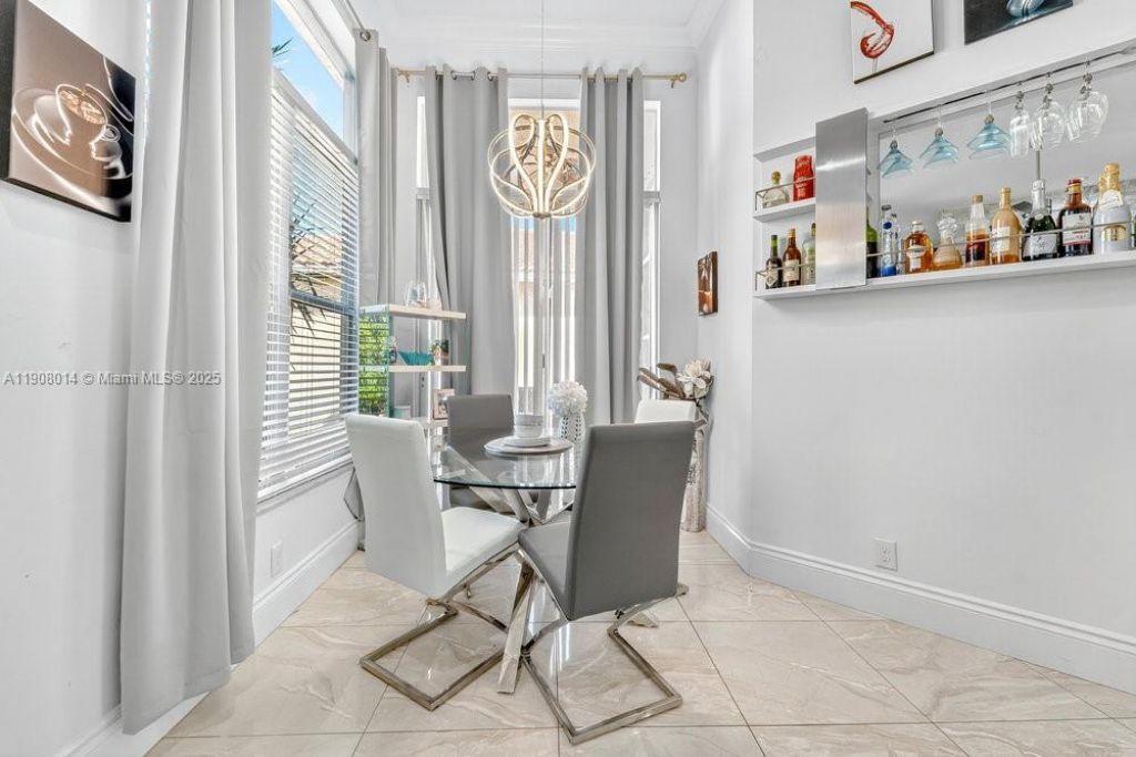 6313 Paradise Cv, West Palm Beach, FL 33411 Photo