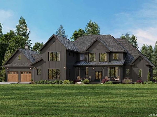 24 Villa Lane, Poughkeepsie, NY 12603