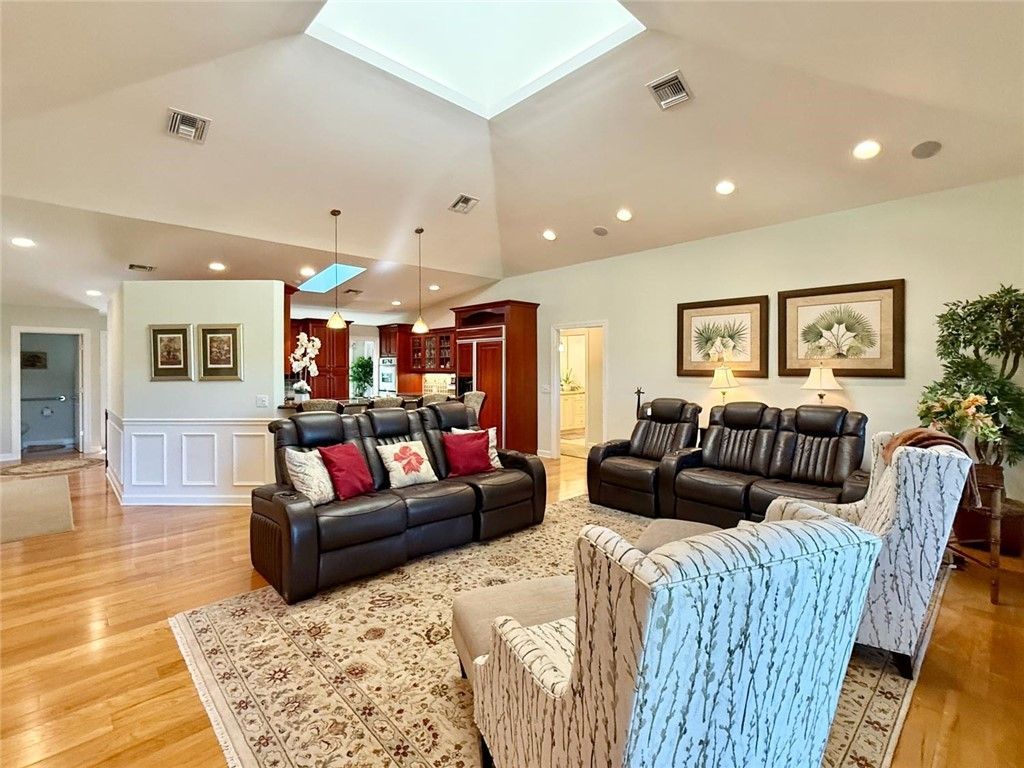 869 Robin Lane, Sebastian, FL 32958 Photo