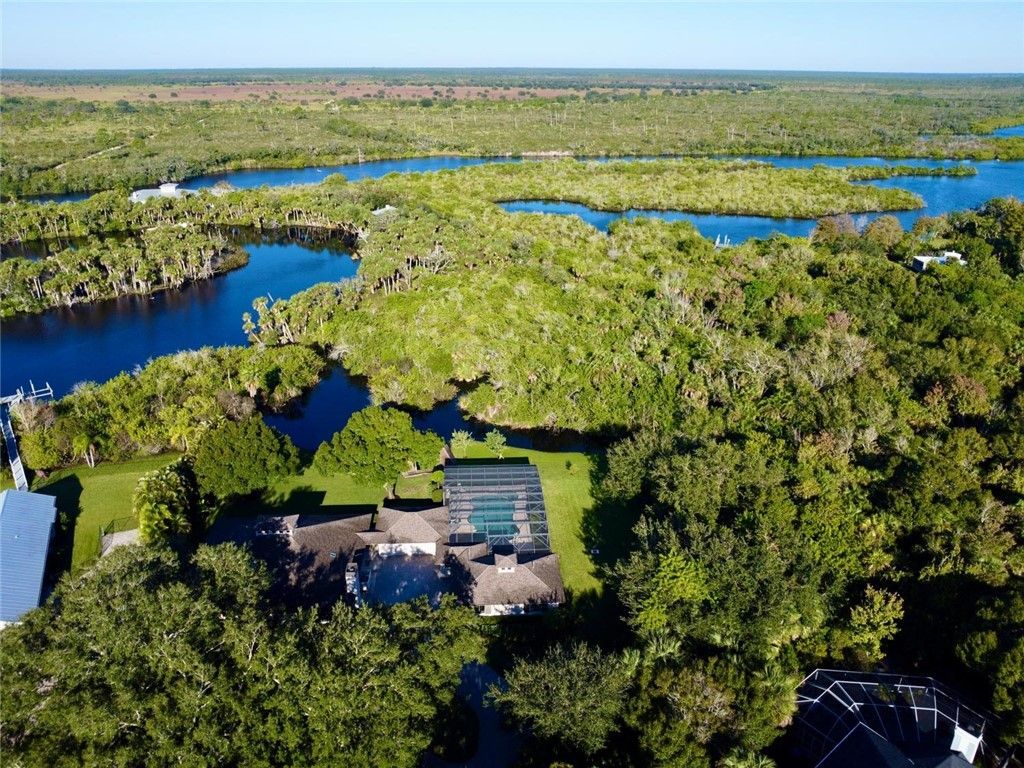 869 Robin Lane, Sebastian, FL 32958 Photo