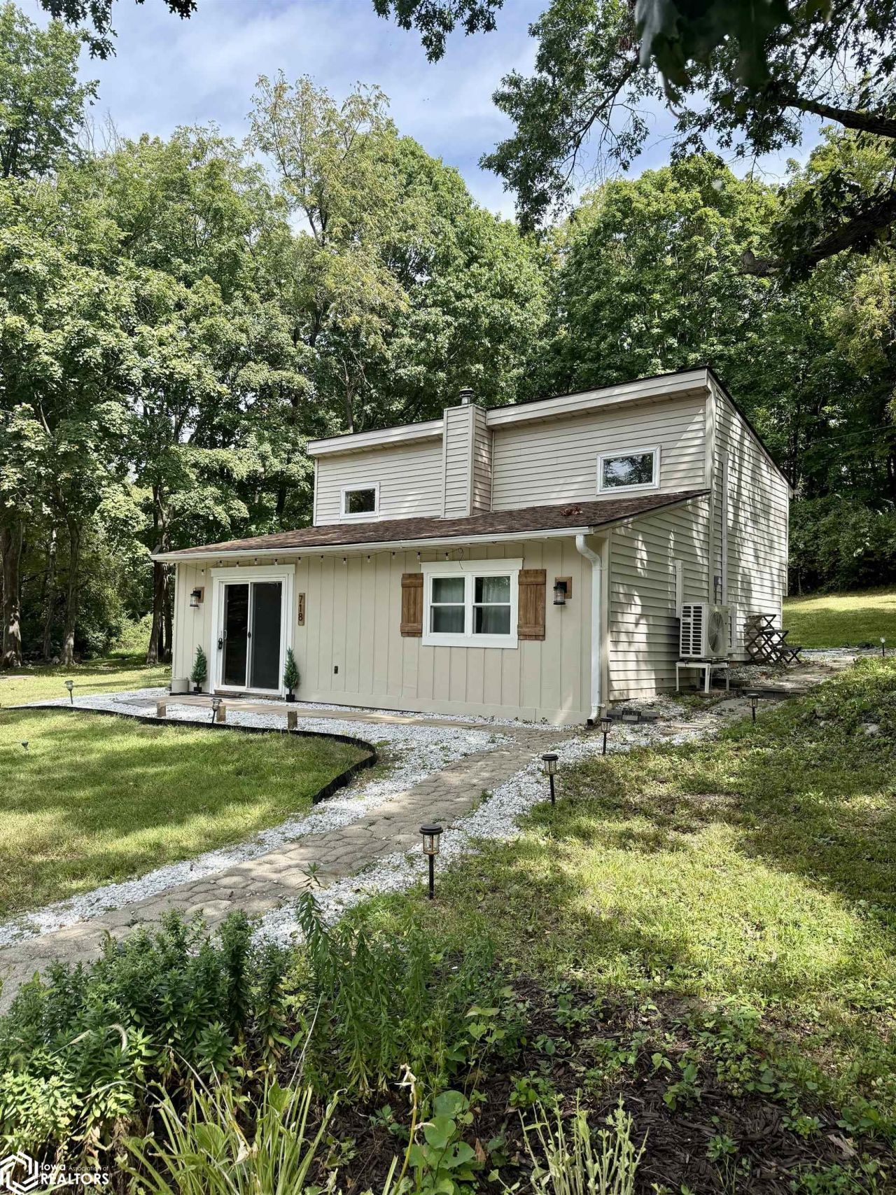 718 E County Rd. 1550 Road, Hamilton, IL 62341 Main Photo