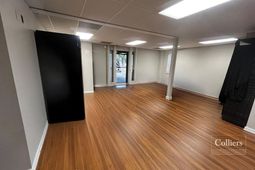 12 Cardinal Road photo 4