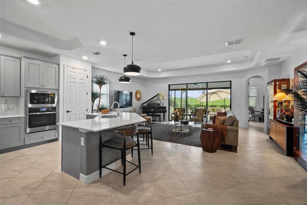 5717 Cheech Glen, Bradenton, FL 34211 Photo