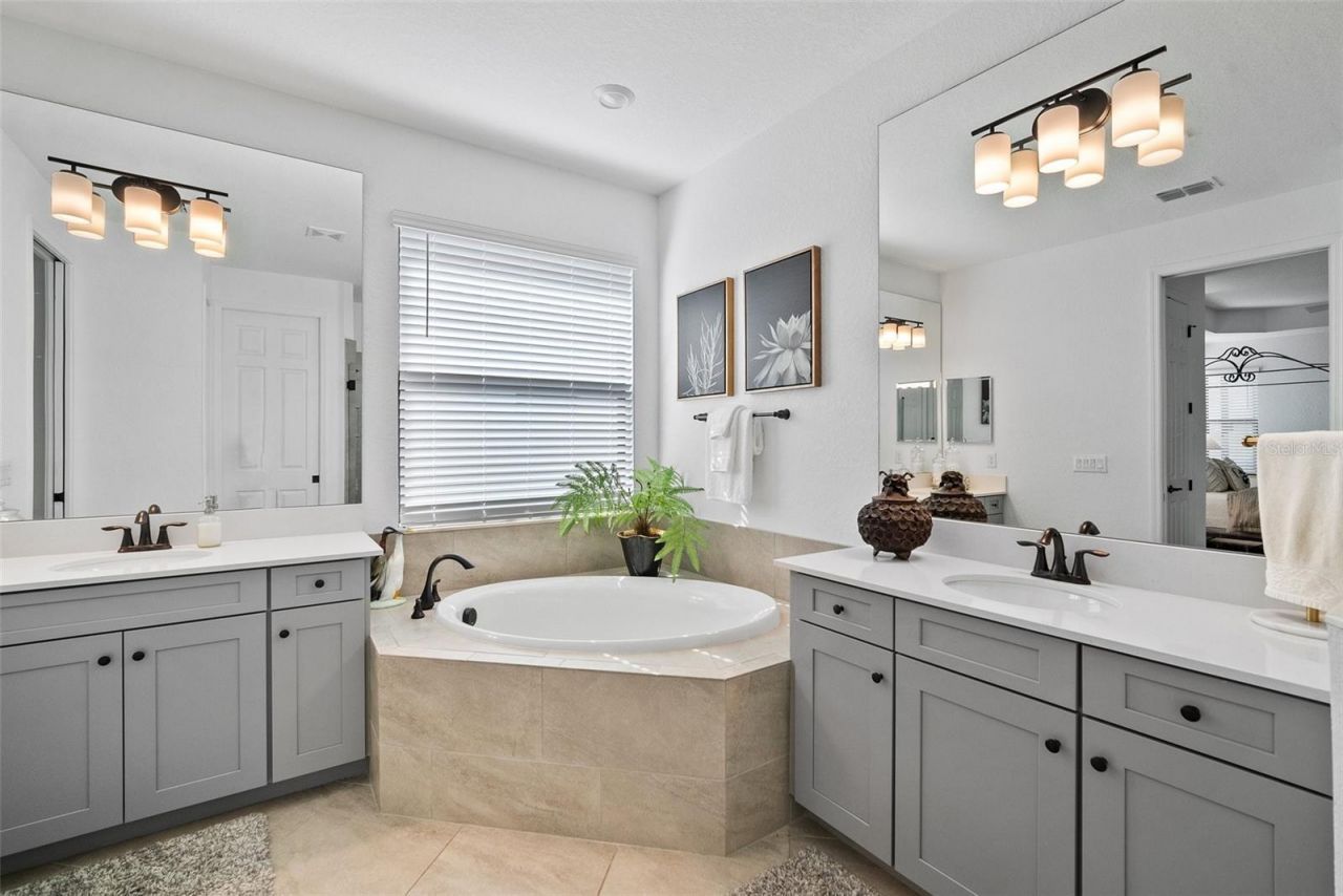 5717 Cheech Glen, Bradenton, FL 34211 Photo