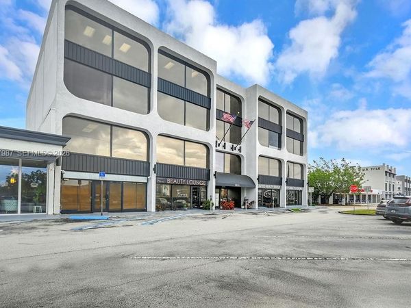 2691 E Oakland Park Blvd, Unit 304, Fort Lauderdale, FL 33306