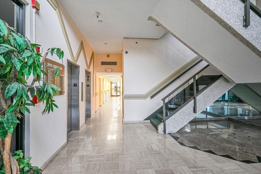 2691 E Oakland Park Blvd, Unit 304, Fort Lauderdale, FL 33306 Photo