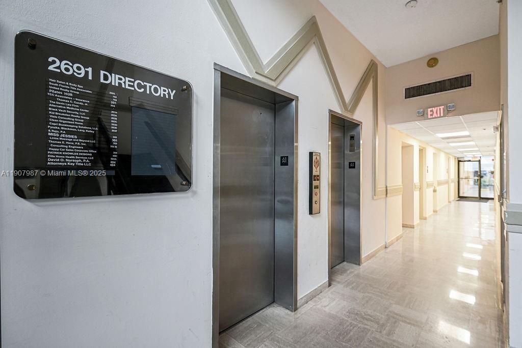 2691 E Oakland Park Blvd, Unit 304, Fort Lauderdale, FL 33306 Photo