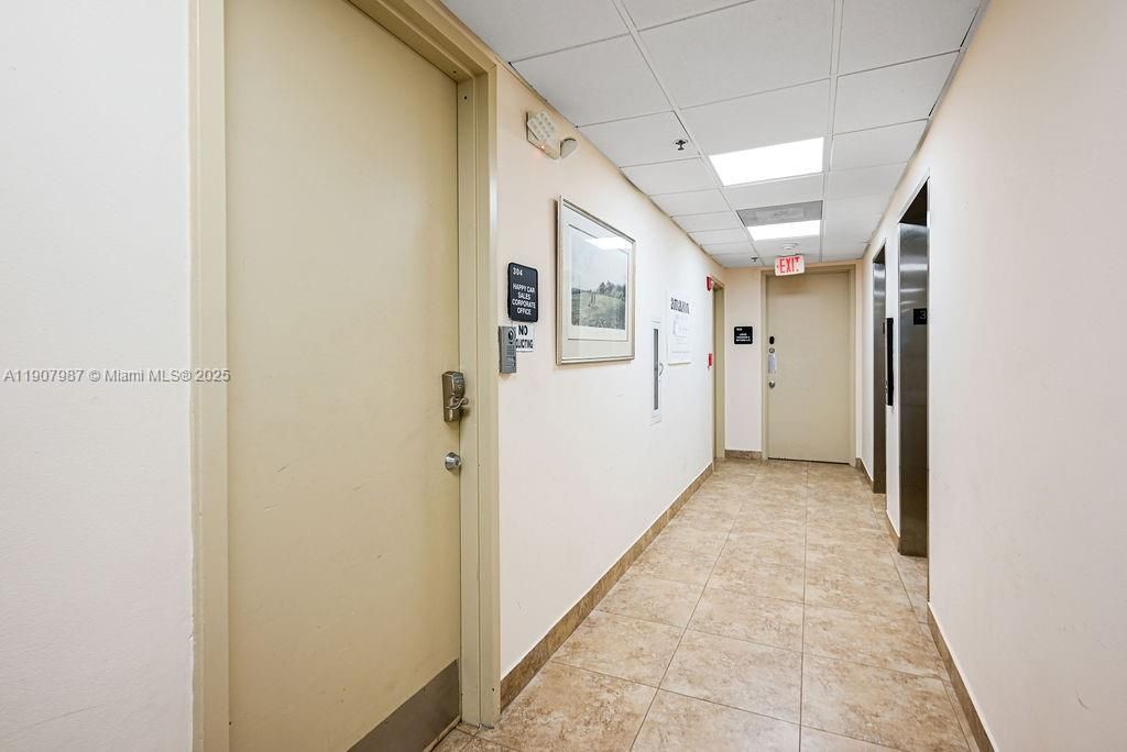 2691 E Oakland Park Blvd, Unit 304, Fort Lauderdale, FL 33306 Photo