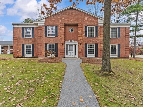 100 Kennedy Drive, Unit 29, South Burlington, VT 05403