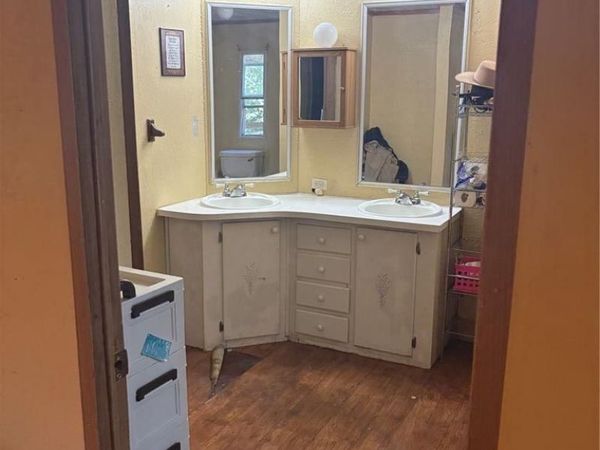 3762 Wolfe Drive, Mountain Grove, MO 65711