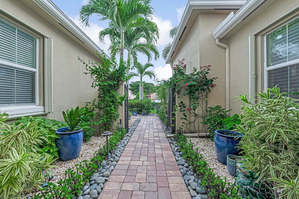 2377 Merriweather Way, Wellington, FL 33414 Photo