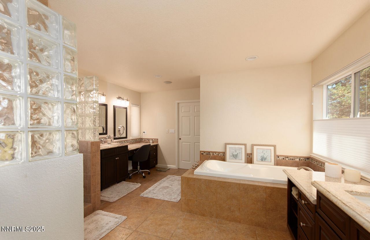 25 Nives Court, Sparks, NV 89441 Photo