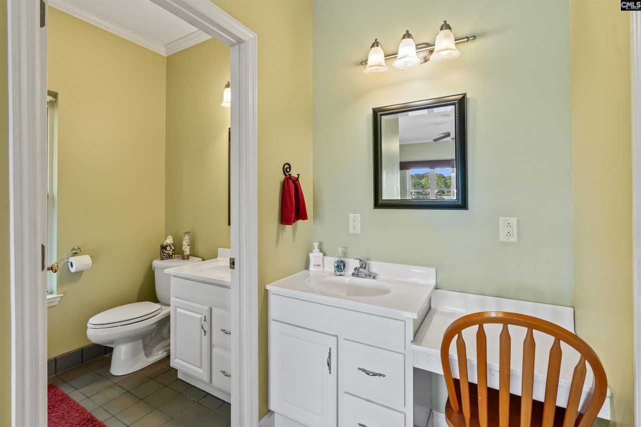 1724 Gold Nugget Point  Photo 15