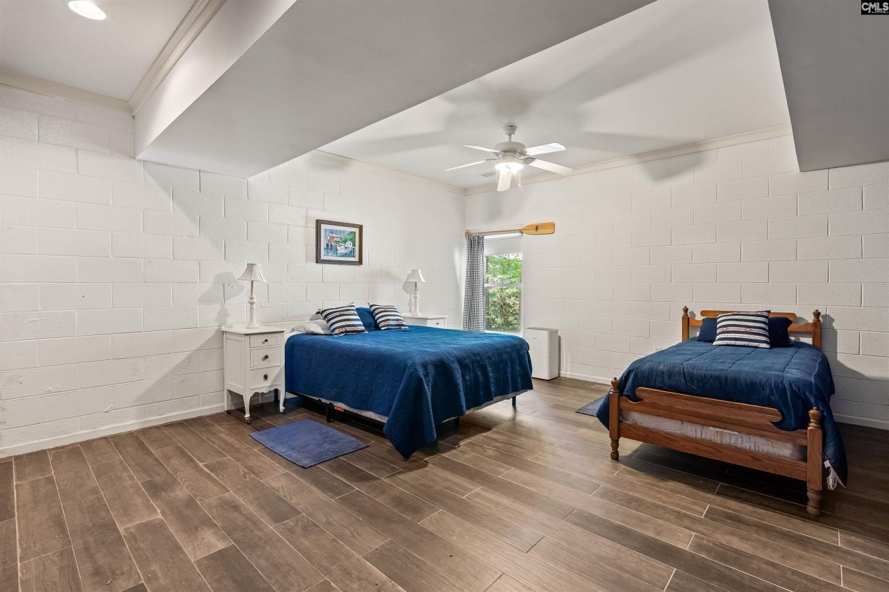 1724 Gold Nugget Point  Photo 29