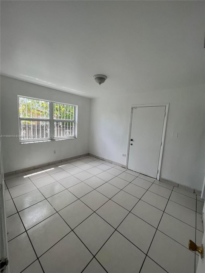 1600 SW 71st Ct, Unit NA, Miami, FL 33155 Photo